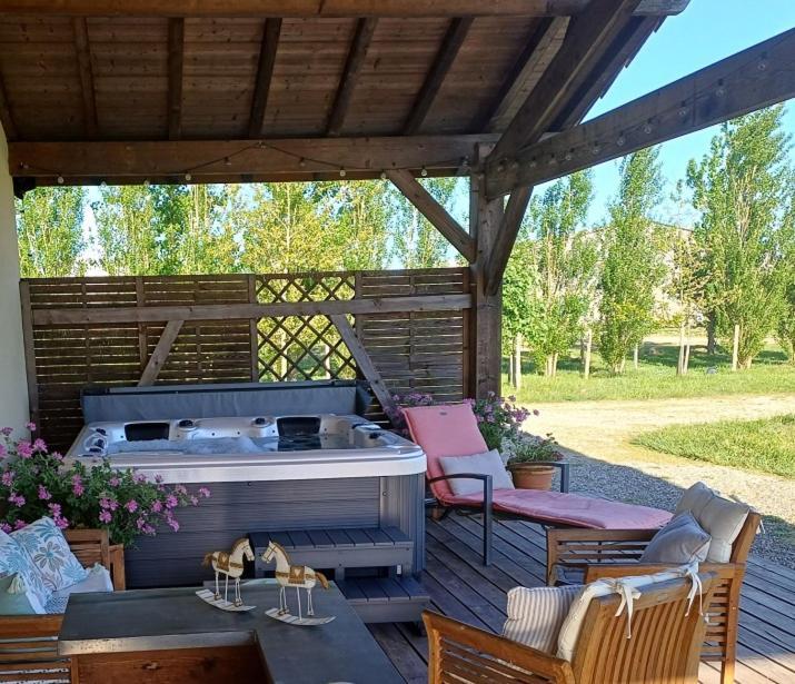 Domaine Du Boscq Villa Parleboscq Buitenkant foto